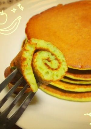スムージーでグリーンパンケーキ-レシピのメイン写真