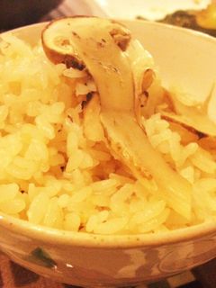 炊飯器で簡単☆まつたけご飯-レシピのメイン写真