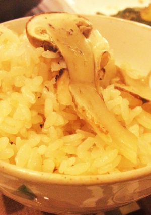 炊飯器で簡単☆まつたけご飯-レシピのメイン写真