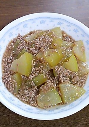 ご飯にピッタリ！ひき肉と冬瓜の甘辛煮♪-レシピのメイン写真