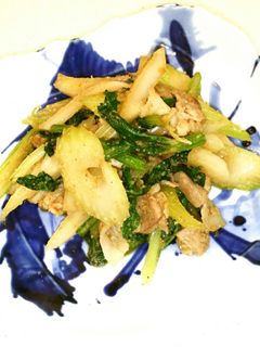 セロリと豚肉の炒めゴマ和え-レシピのメイン写真