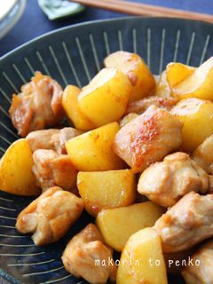 簡単!鶏もも肉とじゃがいもの照り焼き-レシピのメイン写真