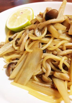 檸檬でサッパリ！キノコとごぼうのパスタ-レシピのメイン写真