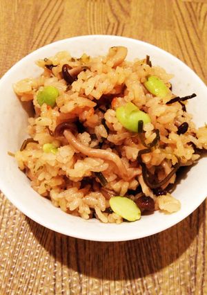 枝豆ご飯☆枝豆と塩昆布の炊き込みご飯-レシピのメイン写真
