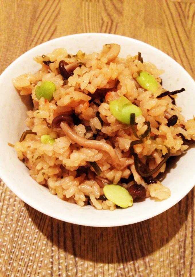 枝豆ご飯☆枝豆と塩昆布の炊き込みご飯-レシピのメイン写真