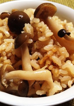 秋♪きのこ！しめじと生姜の炊き込みご飯-レシピのメイン写真