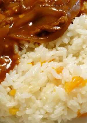 炊飯器で炊くだけ。簡単バターライス-レシピのメイン写真
