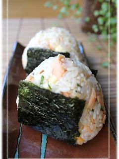彩り弁当*焼き鮭とチーズのおにぎり*-レシピのメイン写真