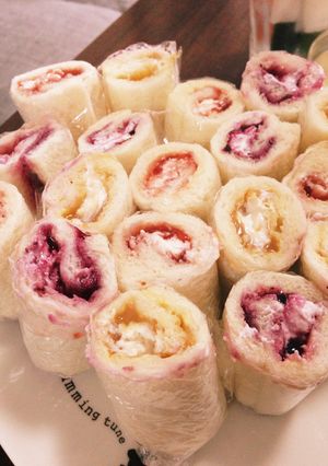 くるくるひとくち♡フルーツロール-レシピのメイン写真