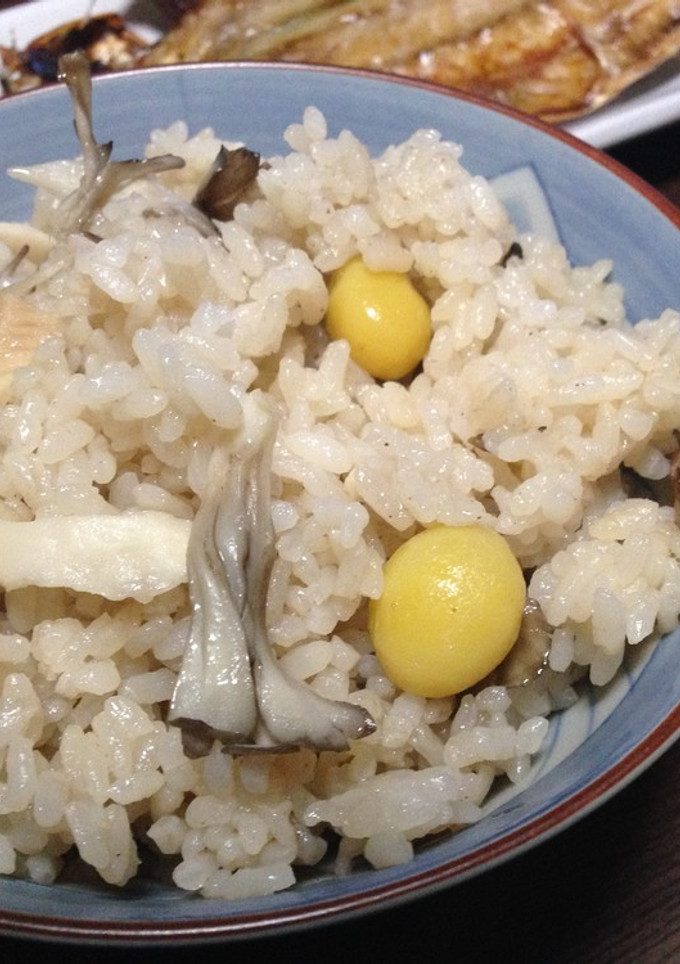 舞茸と銀杏の炊き込みご飯-レシピのメイン写真