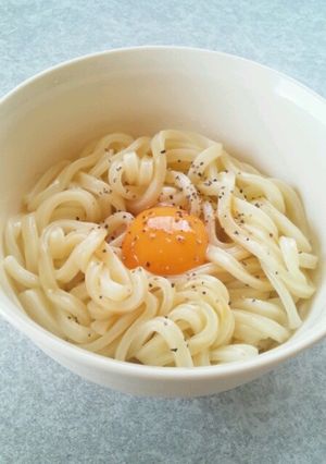 つるっと濃厚☆たま黄身うどん-レシピのメイン写真