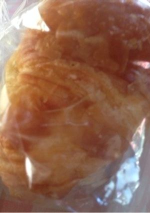 クロワッサン in チーズANDイクラ-レシピのメイン写真