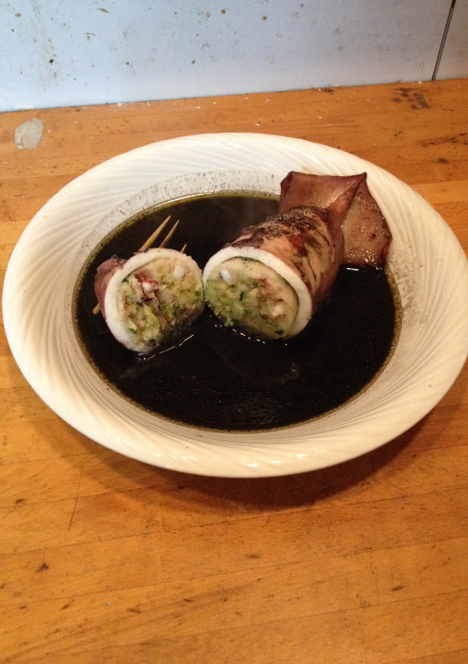 詰め物をしたスルメイカの墨煮-レシピのメイン写真