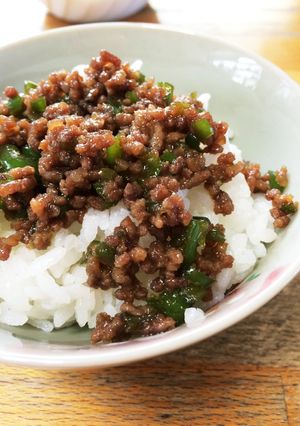 簡単！豚そぼろinピーマン-レシピのメイン写真