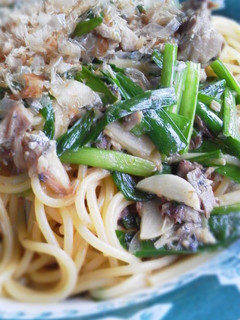 サバ缶とニラの和風パスタ-レシピのメイン写真