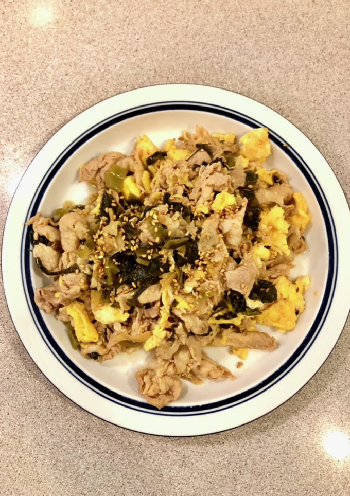 材料揃えば簡単☆豚肉と高菜、卵の炒めもの-レシピのメイン写真