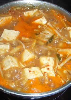 超簡単！！　韓国風　豆腐キムチ納豆チゲ-レシピのメイン写真