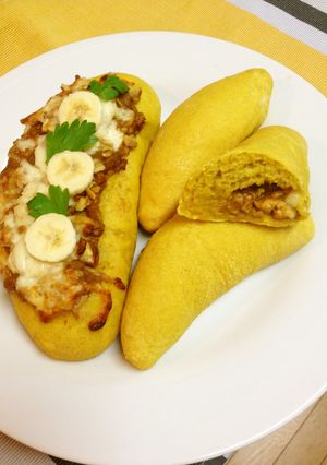 BANANA☆カレーパン＆ピザ-レシピのメイン写真