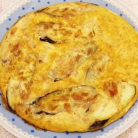 基本からアレンジまで！思わずつくりたくなる「卵 ツナ オムレツ」の