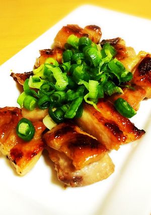 簡単♫食欲そそるもも肉の香ばし味噌焼き-レシピのメイン写真