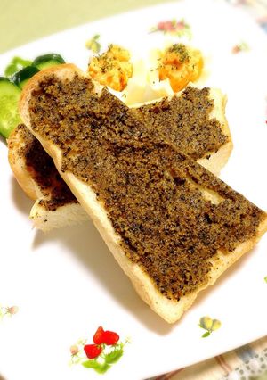 簡単朝ごはんに！ゴマきな粉バタートースト-レシピのメイン写真