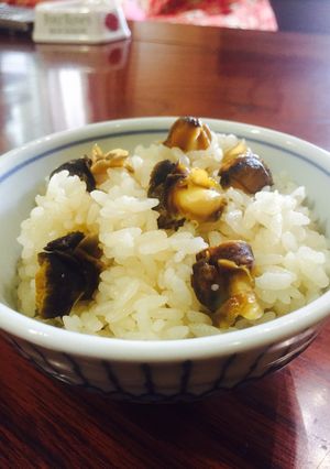 サザエごはん♪(サザエの湯がきかた付き)-レシピのメイン写真