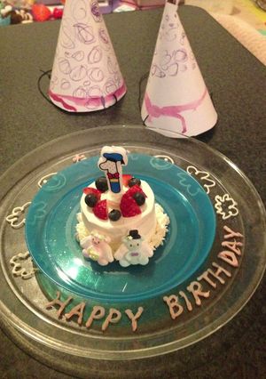 サンドイッチ食パンdeお誕生日ケーキ-レシピのメイン写真