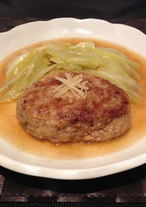 キャベツたっぷり煮込み豆腐ハン​バーグ-レシピのメイン写真