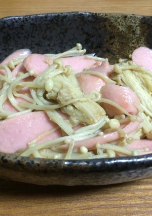 簡単！えのきと魚肉ソーセージのバター炒め-レシピのメイン写真