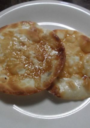 餃子の皮で作るおせんべい-レシピのメイン写真