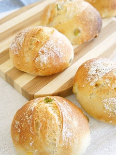 自家製酵母でコーンと枝豆のパン-レシピのメイン写真
