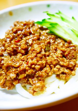 ピリ辛★肉味噌で。ジャージャーうどん-レシピのメイン写真