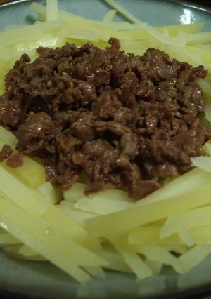 じゃがいも牛肉乗せ-レシピのメイン写真