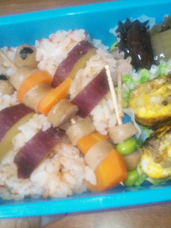 我が家チビの秋弁当*赤トンボくん-レシピのメイン写真