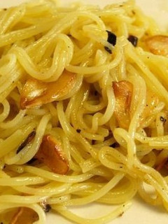 早ゆでパスタでペペロンチーノ-レシピのメイン写真