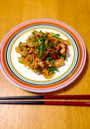 シャキシャキ空芯菜が美味しい〜！青椒肉絲-レシピのメイン写真