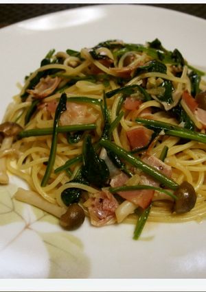 ホウレン草ときのこのバター醤油風味パスタ-レシピのメイン写真