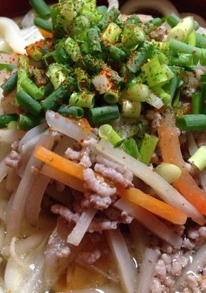 手軽にボリューミー煮込みうどん-レシピのメイン写真