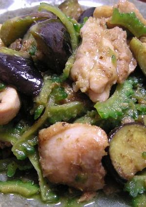 なすとゴーヤ、鶏肉のグリーンカレー炒め-レシピのメイン写真