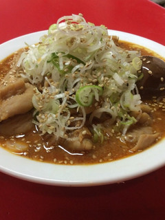 「とん平食堂」のもつ煮をアレンジしました-レシピのメイン写真