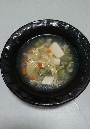 ｳｪｲﾊﾟｰで！オクラと玉ねぎのスープ-レシピのメイン写真