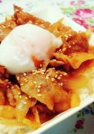 夢中で食べちゃう！韓国風☆甘辛豚丼-レシピのメイン写真
