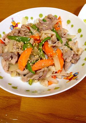 簡単豚肉の野菜たっぷり塩麹炒め-レシピのメイン写真