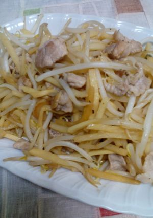 もやし、豚肉、タケノコ、の簡単おかず-レシピのメイン写真