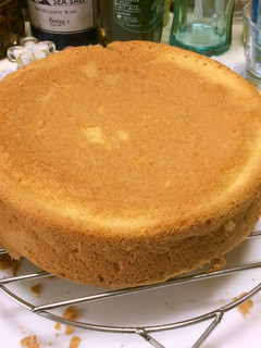 卵2個のスポンジケーキ-レシピのメイン写真