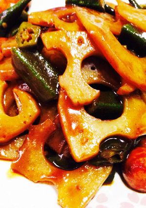 オクラと蓮根のカレー粉炒め-レシピのメイン写真