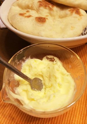 ビニール袋で手作りバター♬-レシピのメイン写真