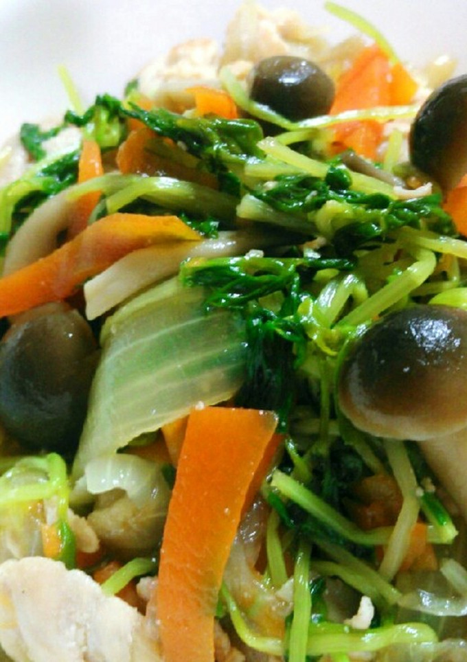 簡単♪豆苗と豚肉の炒めもの♥-レシピのメイン写真
