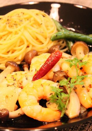❀海老としめじのアヒージョ❀パスタ添え-レシピのメイン写真