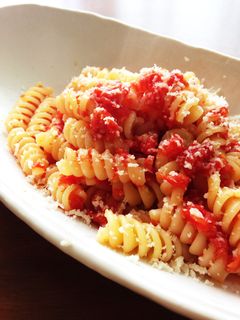自家製トマトソースを使ったパスタ。-レシピのメイン写真